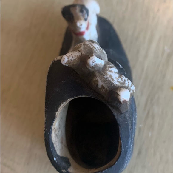 vintage Shoe with 2 little puppies porcelain? - Picture 5 of 9